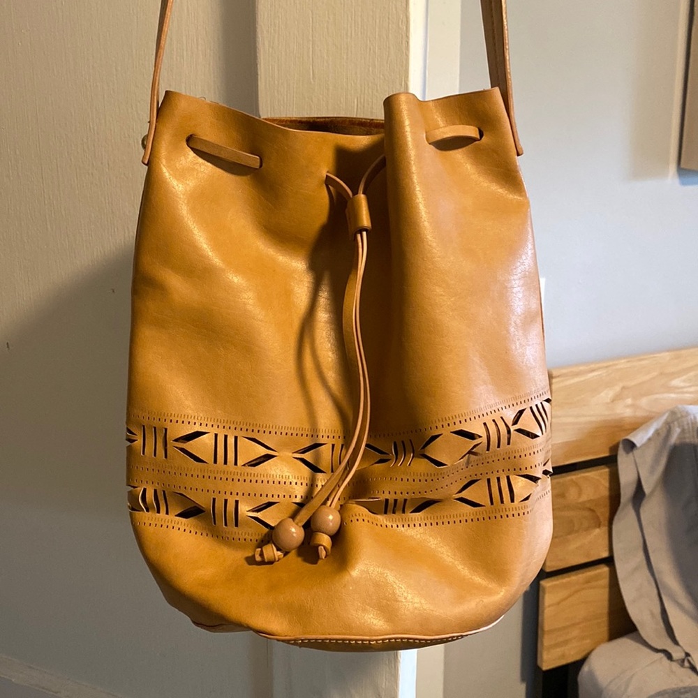 Gracie Roberts Vegan Leather Bucket Bag